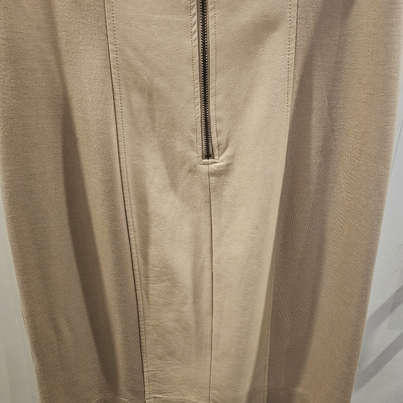 Eci New York Dress - Picture 8 of 8